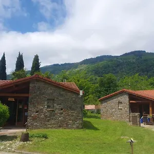 chalets-10-minutes-de-foix.midi-pyreneeshotels.com/